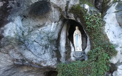 Lourdes: 160º aniversário da primeira aparição da Virgem